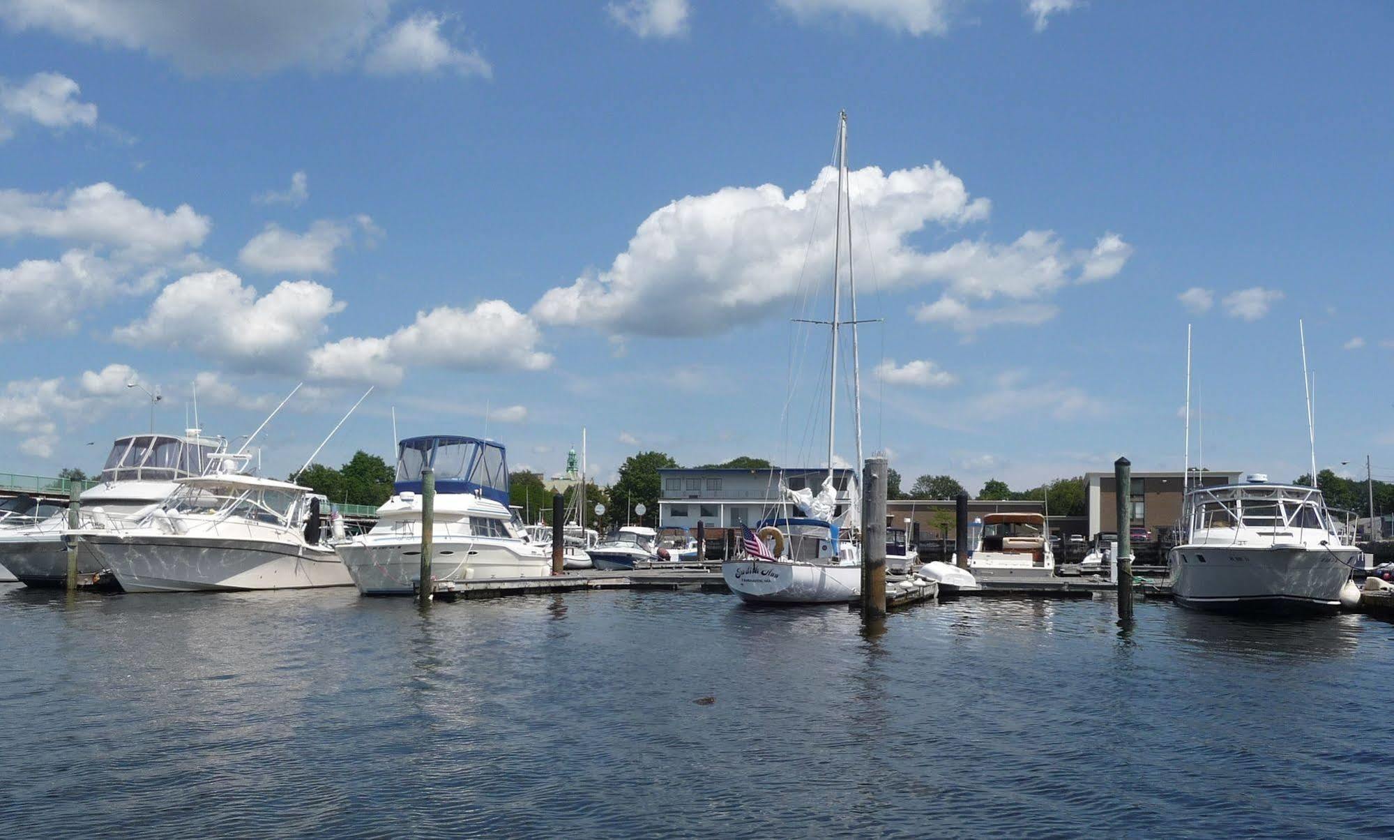 Seaport Resort And Marina 페어헤븐 외부 사진